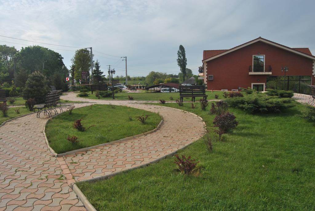 Lacul Racilor Olimp Bagian luar foto