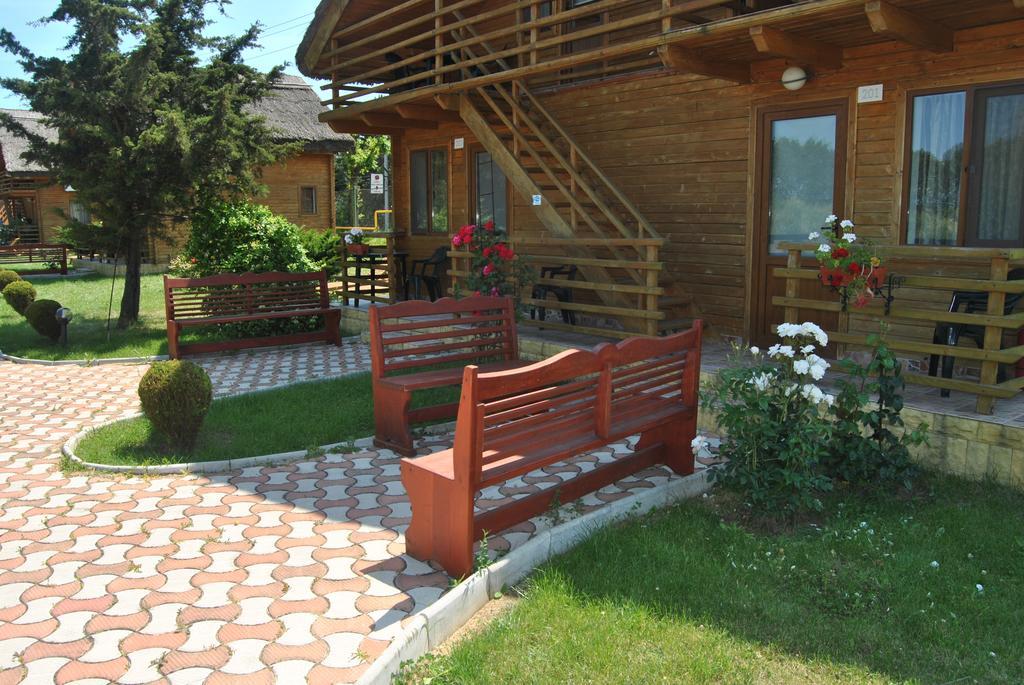 Lacul Racilor Olimp Bagian luar foto